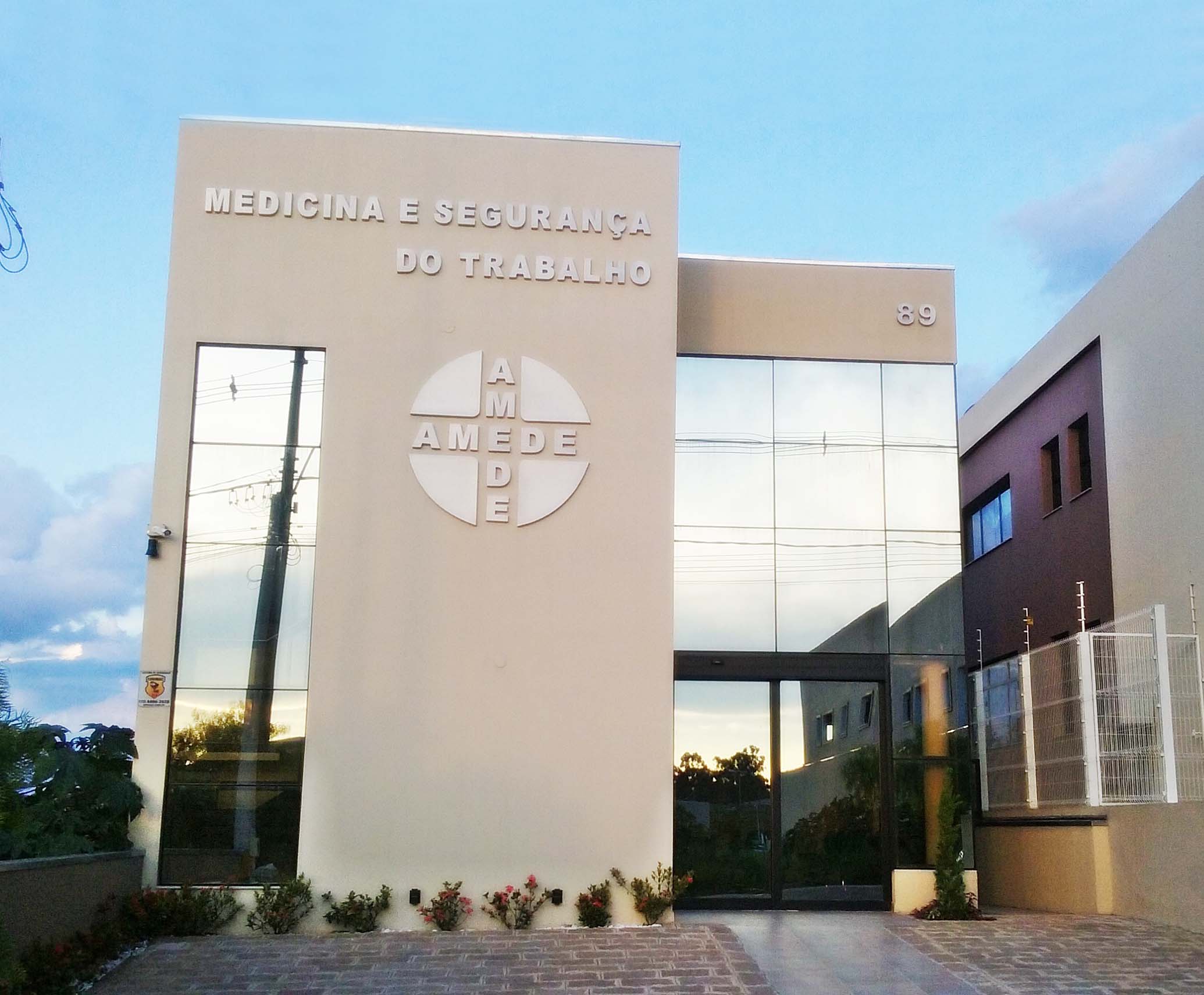Amede Fachada